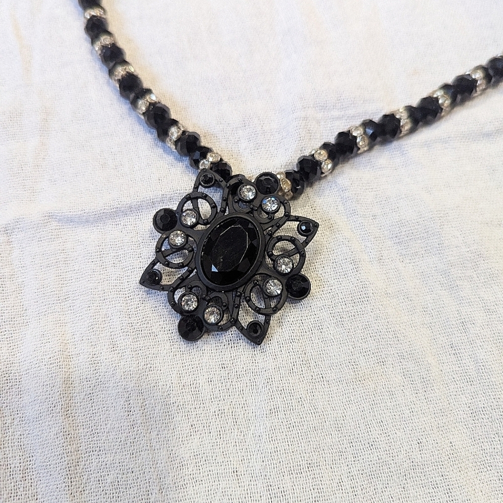 Black Stone Rhinestone Beaded Pendant Necklace Pendant Statement Goth Boho Y2K - Picture 2 of 5